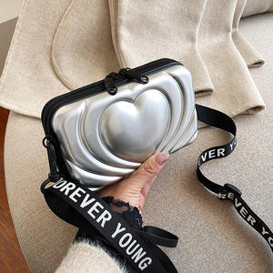 2023 dames décontracté petit sac à main usine en gros populaire boîte d'amour PU bonbons sacs à main pour les femmes - Product Image 3