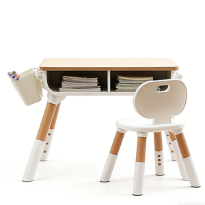 Set Scrivania e 2 Sedie per <span class=keywords><strong>Bambini</strong></span>, Mobili per Studio e Apprendimento, per Camera da Letto e Soggiorno, Uso Domestico Durevole in <span class=keywords><strong>Legno</strong></span> - Product Image 2