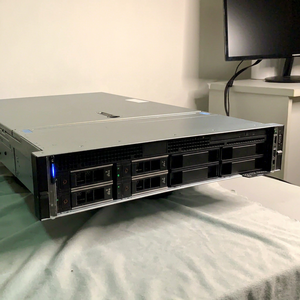 Servidor Usado PowerEdge R740xd de Montaje en Rack 24LFF con Procesador Intel Xeon 3204 de 1.9GHz y 24 Unidades de Disco SAS de 3.5 Pulgadas - En Stock - Product Image 1