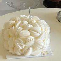 Pétales de papier de riz comestibles ronds pour décoration de gâteaux d'anniversaire et de célébrations, idéal pour la pâtisserie et l'ambiance festive