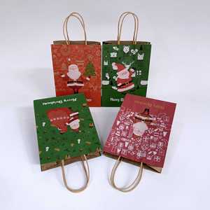 Bolsas de Regalo de Papel Kraft Marrón con Patrones Mixtos 2026, con Asas de Papel, Impresión Navideña, en Stock, Reciclables, para Fiestas - Product Image 2