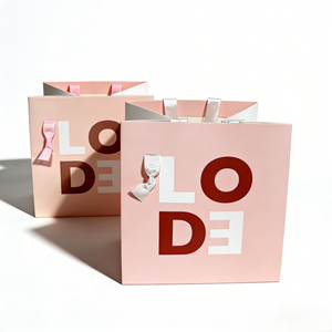 <span class=keywords><strong>Sac</strong></span> en papier rose personnalisé <span class=keywords><strong>de</strong></span> luxe avec logo imprimé pour magasin <span class=keywords><strong>de</strong></span> vêtements, emballage cadeau en papier pour le shopping - Product Image 3