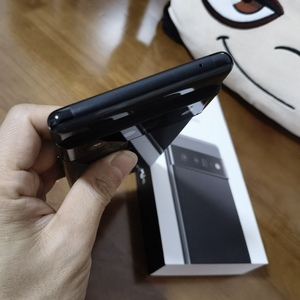 สมาร์ทโฟน Pixel 6 Pro 5G หน้าจอ AMOLED 6.7 นิ้ว 120Hz Octa Core Android 12 กล้องคู่ สแกนลายนิ้วมือ NFC - Product Image 3