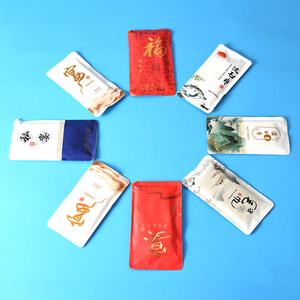 <span class=keywords><strong>Serviette</strong></span> humide <span class=keywords><strong>rafraîchissante</strong></span> jetable personnalisée OEM, non tissée, rectangulaire, couleur unie, pour usage hôtelier, emballée individuellement - Product Image 4