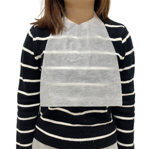 Babero desechable no tejido con estampado personalizado para adultos, capa de babero de papel, delantal para salón de belleza Dental - Product Image 1