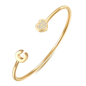 Bracelet ouvert en forme de cœur avec incrustation de cristaux pour femmes, à porter au quotidien, en acier inoxydable, 8 mm, design simple et tendance - Product Image 4