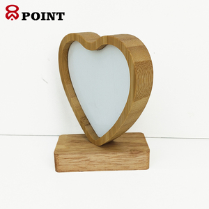 Khung Ảnh Tùy Chỉnh Thăng Hoa Với Nam Châm Đứng Khung Ảnh Gỗ Tự Nhiên Trong Hình Trái Tim - Product Image 5