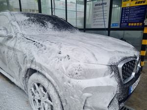 Meilleure vente de mousse nettoyante pour vitres de voiture WAXLING Spray nettoyant rapide et facile pour pare-brise et roues SiO2 Meilleur vendeur en Corée - Product Image 4