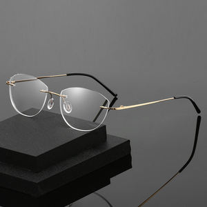 <span class=keywords><strong>Gafas</strong></span> Fotocromáticas Unisex B6035 con Marco Dorado Delgado, 1 Pieza, Lentes Cuadradas de Metal para Miopía, Lentes Reemplazables para Hombre y Mujer B6035 - Product Image 2