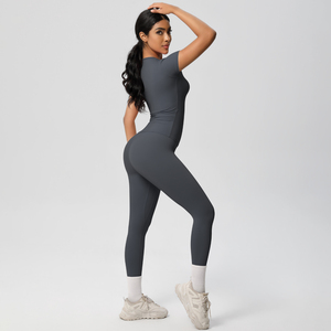 Conjunto Deportivo de 2 Piezas para <span class=keywords><strong>Mujer</strong></span> de <span class=keywords><strong>Camiseta</strong></span> de <span class=keywords><strong>Manga</strong></span> <span class=keywords><strong>Corta</strong></span> de Entrenamiento y Pantalones de Yoga de Nailon para Fitness al Aire Libre - Product Image 4