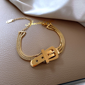Semplice Braccialetto di Disegno In Acciaio Al Titanio Placcato 18k Bracciale In Oro Fibbia Della Cintura A Tre Strati Della Catena Del Braccialetto Delle Donne - Product Image 2