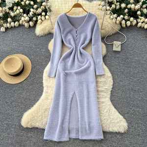 Vestido midi de punto elegante con cuello en V y abertura para mujer, estilo imperio, ideal para el verano - Product Image 1