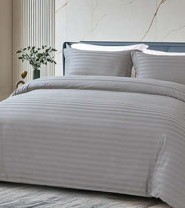 Parure de lit en soie magique 1300 fils, élégante et moelleuse, gris à fines rayures jacquard, avec drap-housse de 14 pouces de profondeur pour un sommeil sain - Product Image 1