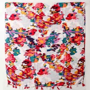 Newest Elegant Four Seasons Women's Head <b>Wraps</b> Hijabs Beach <b>Shawls</b> Floral Pattern Cotton Viscose Printed Scarves with Tassels - Product Image 4