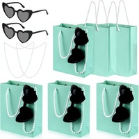 Ensemble de sacs cadeaux personnalisés durables vert menthe avec ruban, lunettes de soleil en forme de cœur, collier de perles (3 pièces) – Idéal pour demande en mariage, cadeau de demoiselle d'honneur, fête ou mariage