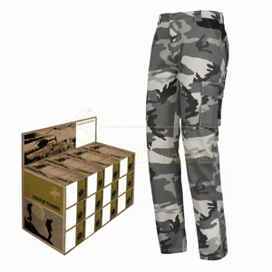 Pantalones de exterior de camuflaje con cremallera cúbica - Product Image 1