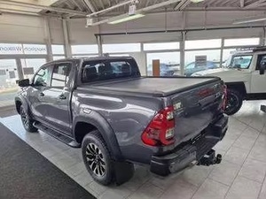 Excelentes Precios, Calidad Superlativa, TOYO-TA HILUX 2020 Doble Cabina GR Sport 4x4 AHK Rollo 150Kw, Autos Usados con Volante a la Izquierda en Venta - Product Image 2
