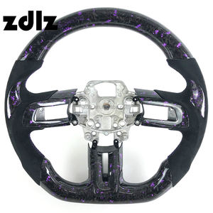 พวงมาลัยไฟเบอร์คาร์บอนปลอมแปลง2022 2021 2019สำหรับ <span class=keywords><strong>Ford</strong></span> <span class=keywords><strong>Mustang</strong></span> <span class=keywords><strong>GT</strong></span> <span class=keywords><strong>2018</strong></span> 2020หนังนิ่มสีดำสีม่วงผง - Product Image 1