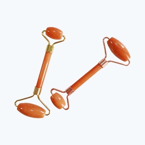 Juego de Rodillo Facial y Gua Sha de Piedra Roja de Cristal al por Mayor, con Temática de Ángel, para Masajes y Cuidado de la Piel, a la Moda - Product Image 1