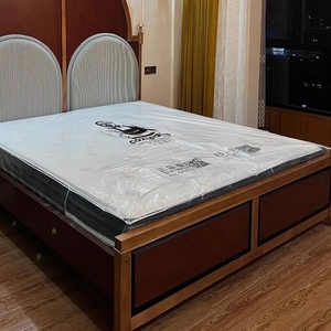 Lit de mariage à pilier à dossier haut rétro français de luxe lit de princesse classique vieux <span class=keywords><strong>Paris</strong></span> personnalisé en bois massif - Product Image 6