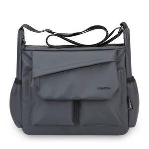 Bolsa de Pecho Deportiva para Hombre, Diseño Moderno, de Doble Cara, Impermeable, para Senderismo, Estilo Bandolera - Product Image 3