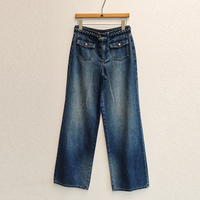 Jean évasé vintage délavé pour femme avec ceinture tressée, taille haute et double poche plaquée en denim