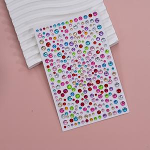 1 pieza <span class=keywords><strong>de</strong></span> pegatinas <span class=keywords><strong>de</strong></span> tatuaje <span class=keywords><strong>de</strong></span> joyas faciales, tatuaje falso <span class=keywords><strong>de</strong></span> <span class=keywords><strong>diamantes</strong></span> <span class=keywords><strong>de</strong></span> imitación <span class=keywords><strong>para</strong></span> mujeres, fiesta <span class=keywords><strong>de</strong></span> disfraces, Festival <span class=keywords><strong>de</strong></span> Música, puesta en escena, herramienta <span class=keywords><strong>de</strong></span> maquillaje - Product Image 4