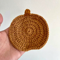Breloques florales au crochet faites à la main du Père Noël, vente en gros, jouets floraux tricotés exquis, cadeau de Noël, fabricant