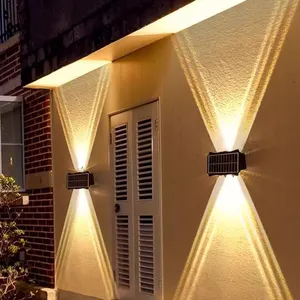 壁ランプ4W 6W 8W RGBソーラー屋外庭用防水防水