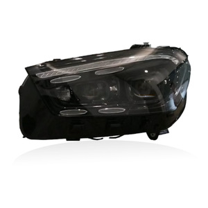 Kit <span class=keywords><strong>de</strong></span> Rénovation <span class=keywords><strong>de</strong></span> Phares LED pour Mercedes-Benz GLE W167 2020-2025 – Mise à Niveau <span class=keywords><strong>de</strong></span> <span class=keywords><strong>la</strong></span> Configuration <span class=keywords><strong>de</strong></span> Base à Haute avec Phares Avant LED Multi-faisce Style Multi- faisceaux - Product Image 1