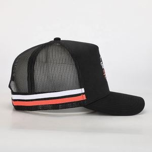 Gorra deportiva de 5 paneles con logotipo bordado de algodón negro personalizado al por mayor de OEM BSCI, gorras de hombre de alta calidad, gorra de camionero clásica para exteriores - Product Image 4
