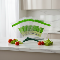 Sacs en plastique transparents micro-perforés avec trous pour l'emballage de légumes frais (laitue, oignon, carotte, pomme de terre)