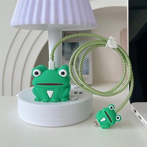 Étui de protection pour <span class=keywords><strong>chargeur</strong></span> en silicone grenouille mignonne pour <span class=keywords><strong>IPhone</strong></span> 11 <span class=keywords><strong>12</strong></span> 13 14 15 18W-20W accessoires de couverture de <span class=keywords><strong>chargeur</strong></span> de Protection de charge rapide - Product Image 3