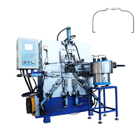 Machine à former des poignées de seaux en fil métallique, machine à cintrer et former des inserts en caoutchouc pour poignées de seaux à peinture et seaux à eau en plastique