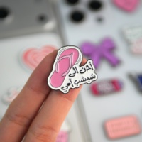 Roze Paarse Coquette Arabische Letter Zinklegering Emaille Metalen Speldje 3M Kleefmiddel Schattig Strik Hart Vlinder Cupcake Flip-flop Patroon