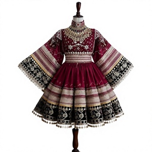 Vestido Afgano Kuchi de Terciopelo Granate, Bordado a Mano, Tradicional, con Monedas Plateadas, Manga Larga, Vestido Informal para Mujer - Product Image 1