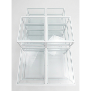 Exhibidor Moderno Independiente con Varias Estantes de Vidrio para Promoción, Exhibidor de Supermercado, Fabricación en Vietnam, para Supermercados y Tiendas Minoristas - Product Image 3