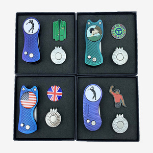 Herramientas para Reparar Divots de Golf con Marcadores Magnéticos de Bola, Horquillas Verdes Plegables de Aleación de Zinc, Set de Regalo para Accesorios de Campo de Golf - Product Image 1