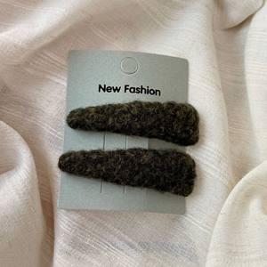 Lot d'épingles à cheveux BB en peluche unie pour filles, accessoires de mode pour franges latérales - Product Image 3