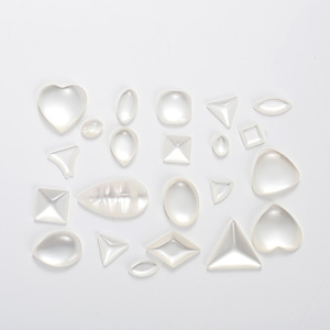 Aplique de Perlas Falsas de Media Pieza, Forma Irregular, Base Plana Blanca, Accesorio para Pinzas de Pelo DIY, Estilo Moderno - Product Image 2