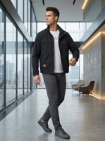 Veste à fermeture éclair en tricot simple haut de gamme pour hommes pour le printemps Chemise respirante de la nouvelle saison avec logo sur le devant