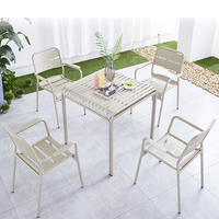 Ensemble de table moderne en aluminium 5 pièces, chaise de style loft, café, chaise de glacier, ensemble de tables et de chaises de restaurant, café
