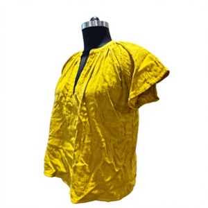 Tunique décontractée jaune en coton respirant pour femme, coupe ample, col froncé et manches courtes, effet délavé, Fourniture ODM - Product Image 2