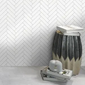 Sunwings Herrigbone Carrelage à peler et coller | Stock aux États-Unis | Aspects de marbre Pierre Composite Mosaïque Dosseret pour cuisine Carrelage mural