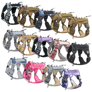 Hot Sale Nylon Durable Tactical Dog Harness No Pull Reflective Breathable Adjustable Vest Harness For Large Dogs