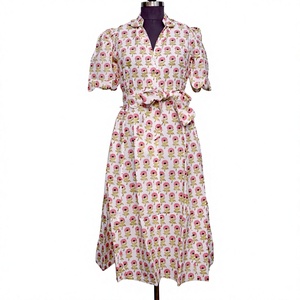 Robe midi en coton à imprimé floral avec ceinture, col rabattu, manches courtes, coupe évasée, tenue décontractée pour le printemps - Product Image 1