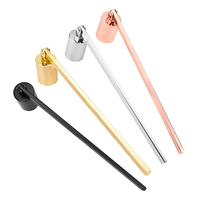 Outils à bougies dorés modernes : Coupe-mèche et éteignoir à bougies avec boîte blanche et support, logo personnalisé
