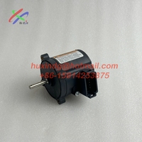 Pièces de rechange de générateur de groupe électrogène de Woodward 8404-1004 B8561-697 C8250-405 B8250-405 G8516-039 DC11001-304-024 DYNC 1400-001-1-24