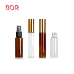 Bouteille en verre d'huile essentielle transparente ambrée épaisse et haute de 30 ml, bouteilles de parfum en verre avec bouchon pulvérisateur noir doré, personnalisable - Product Image 1