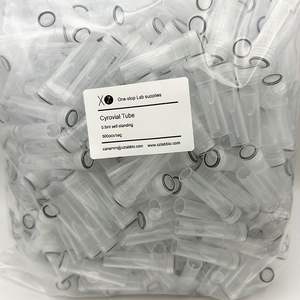Tube cryovial à vis transparent 2ml personnalisable OEM de couleur jaune autoportant pour fournitures de laboratoire - Product Image 2